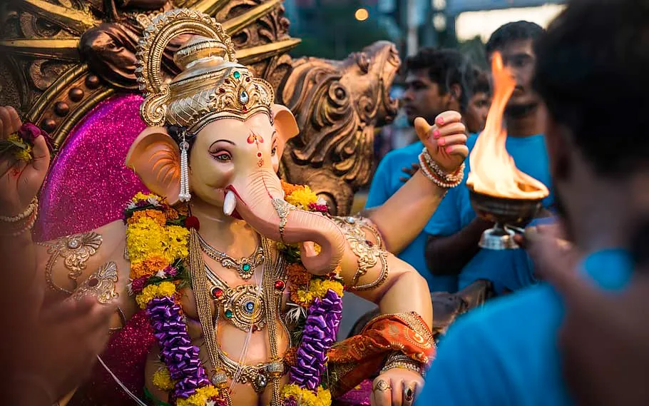 गणपति जी की आरती
